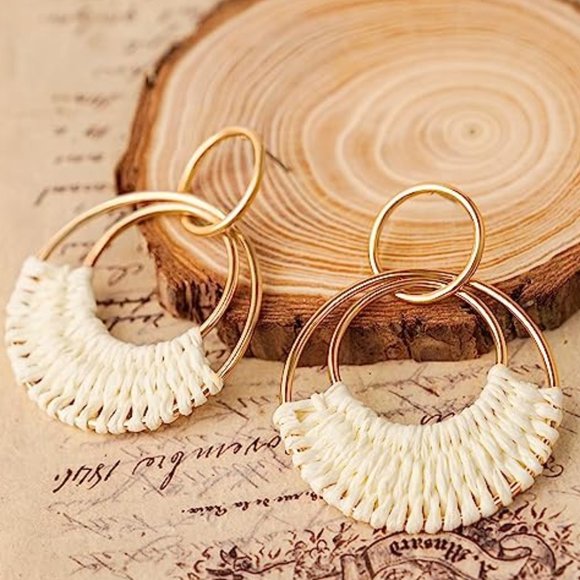White Woven Raffia Gold Hoop Earrings Wicker Hoops Links Post Summer Style New - Picture 2 of 6